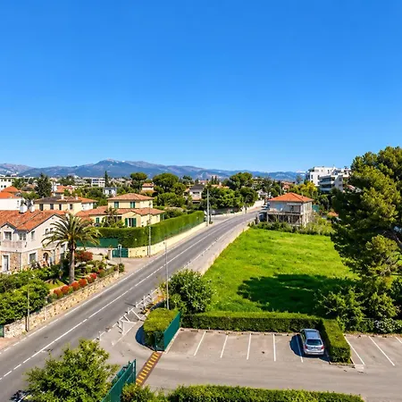 Lumineux Avec Parking Et Vue Degagee Apartament *